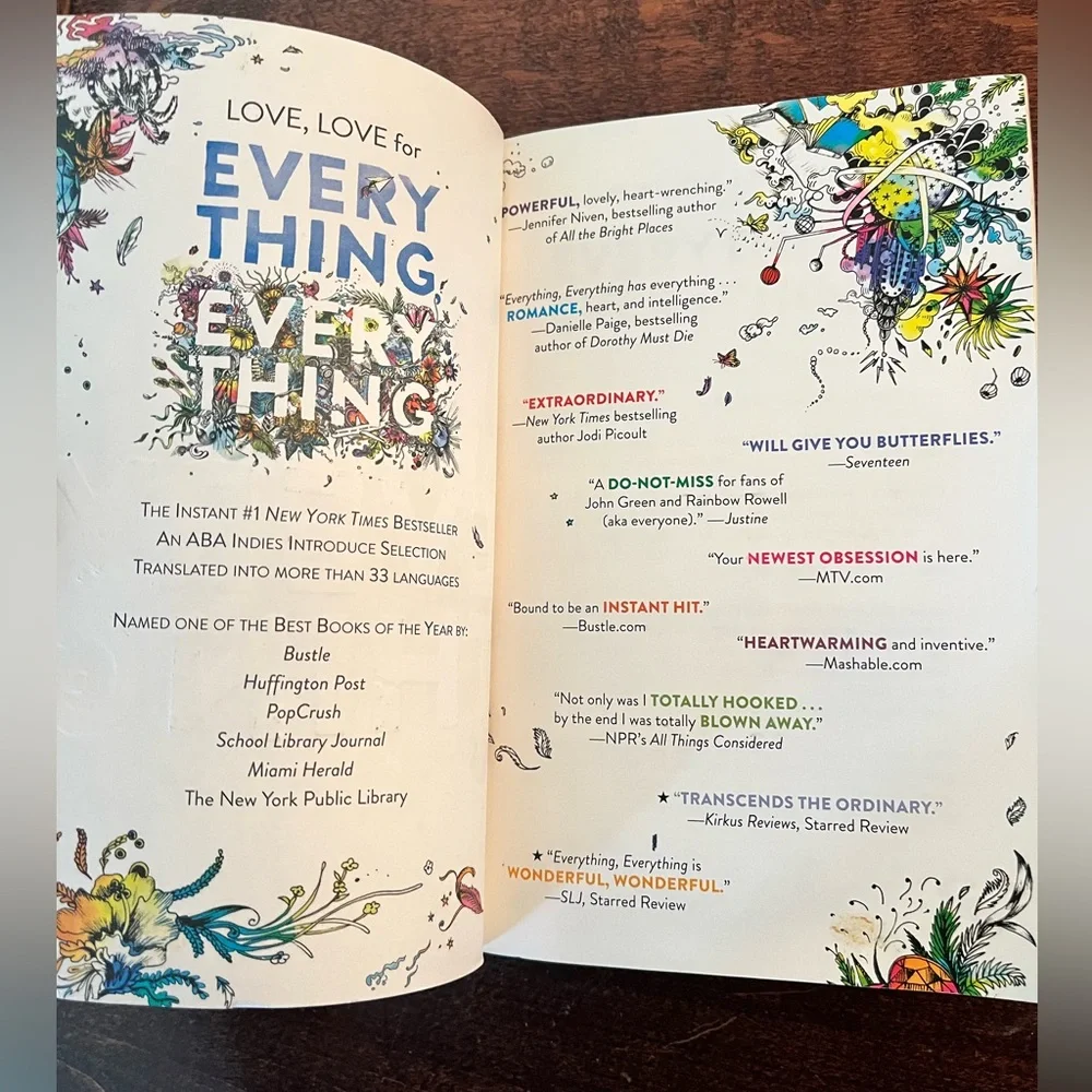 Everything Everything- book 📖 - Picture 3 of 4